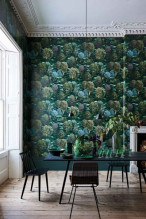 COLE & SON
